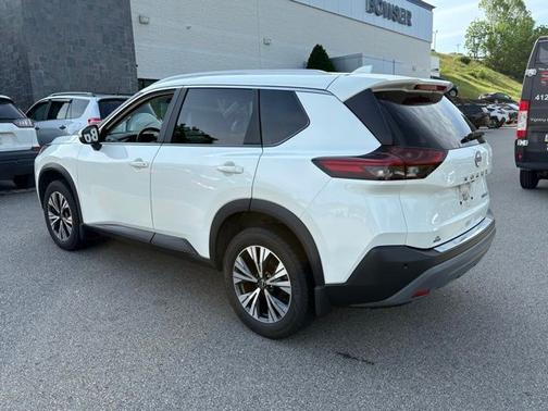 White 2023 Nissan Rogue SV