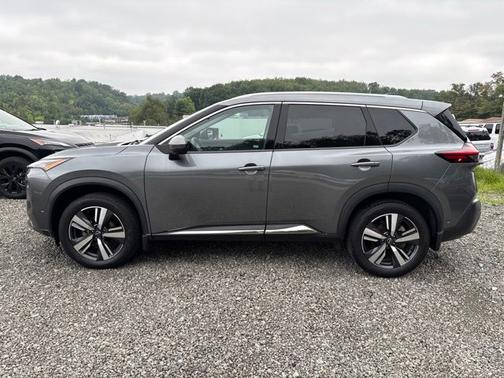 Gun Metallic 2023 Nissan Rogue SL