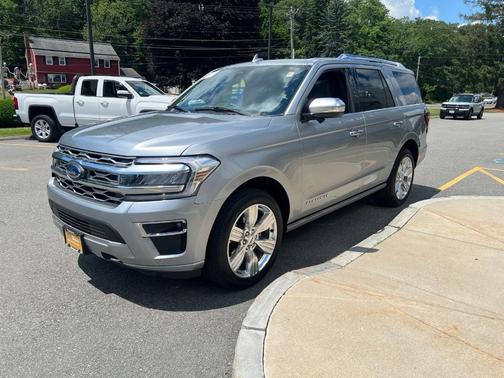 Iconic Silver Metallic 2023 Ford Expedition Platinum