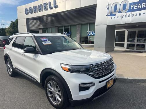 White Metallic 2023 Ford Explorer Limited