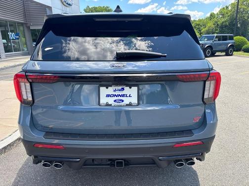 Vapor Blue Metallic 2026 Ford Explorer ST