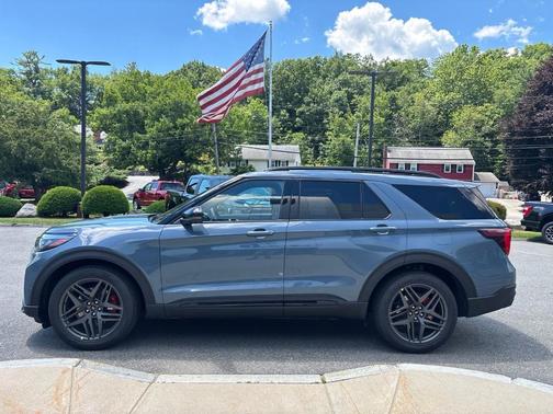 Vapor Blue Metallic 2026 Ford Explorer ST