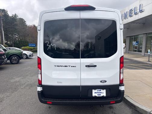 Oxford White 2026 Ford Transit-250 148 WB Medium Roof Cargo