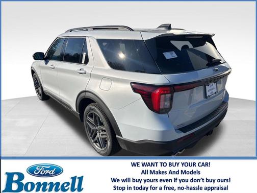 Space White Metallic 2026 Ford Explorer ST