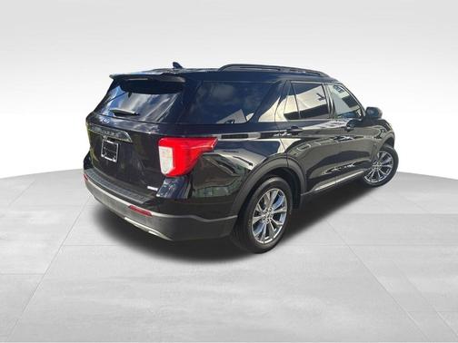 Agate Black Metallic 2020 Ford Explorer XLT