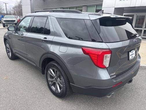 Carbonized Gray Metallic 2023 Ford Explorer XLT