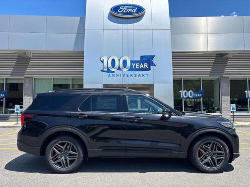Agate Black Metallic 2026 Ford Explorer ST