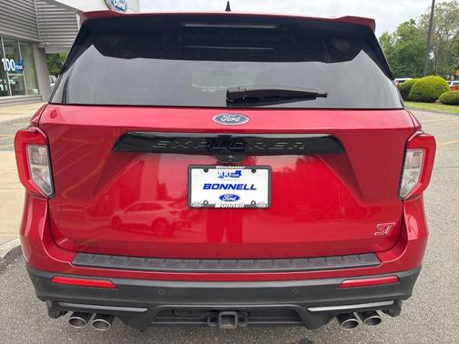 Rapid Red Metallic Tinted Clearcoat 2023 Ford Explorer ST