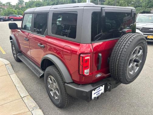 Ruby Red Metallic Tinted Clearcoat 2026 Ford Bronco Big Bend