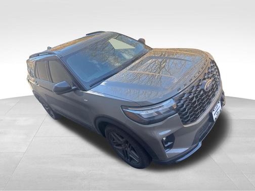 Gray 2026 Ford Explorer ST-Line