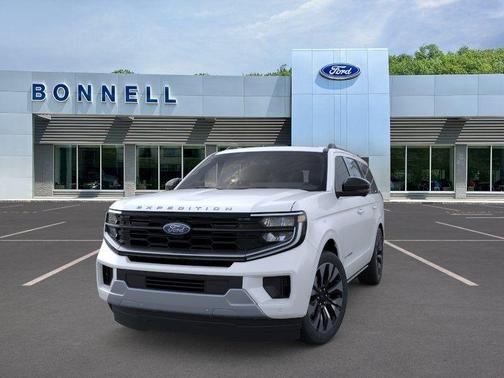 Star White 2026 Ford Expedition Platinum