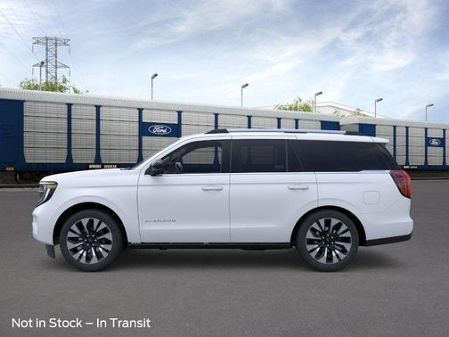 Star White 2026 Ford Expedition Platinum