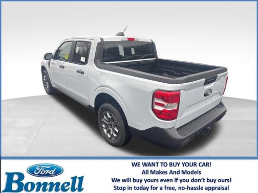 Space White Metallic 2026 Ford Maverick XLT
