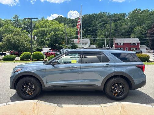 Vapor Blue Metallic 2026 Ford Explorer Tremor