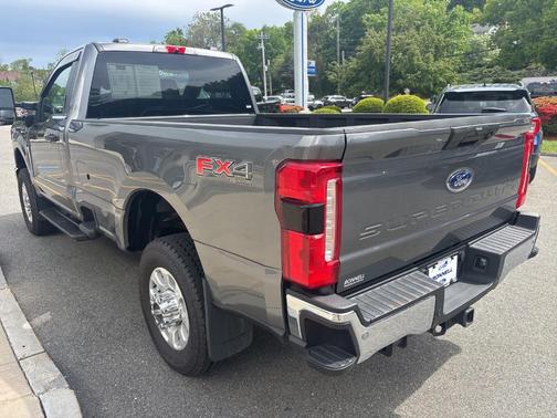 Carbonized Gray Metallic 2024 Ford F-350 XLT