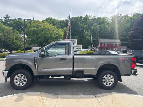Carbonized Gray Metallic 2024 Ford F-350 XLT