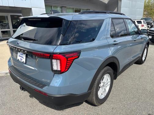Vapor Blue Metallic 2026 Ford Explorer Active