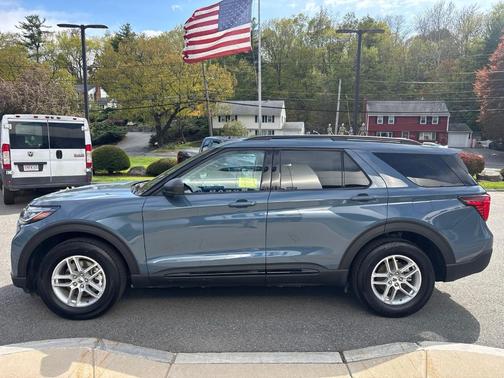 Vapor Blue Metallic 2026 Ford Explorer Active