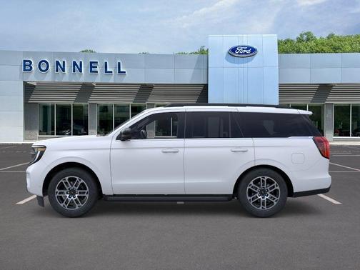 Star White 2026 Ford Expedition Active