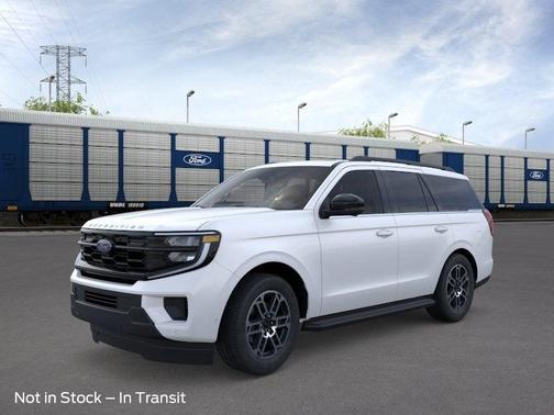 Star White 2026 Ford Expedition Active