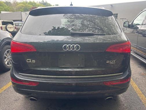 Moonlight Blue Metallic 2015 Audi Q5 2.0T Premium Plus