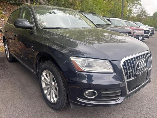 Moonlight Blue Metallic 2015 Audi Q5 2.0T Premium Plus
