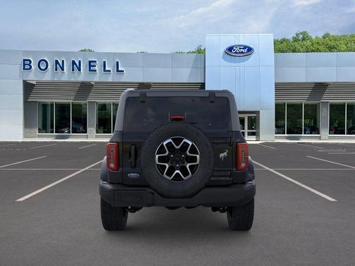 Shadow Black 2026 Ford Bronco Outer Banks