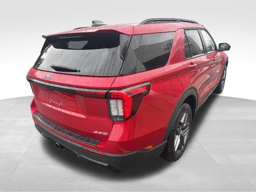 Rapid Red Metallic Tinted Clearcoat 2026 Ford Explorer ST-Line