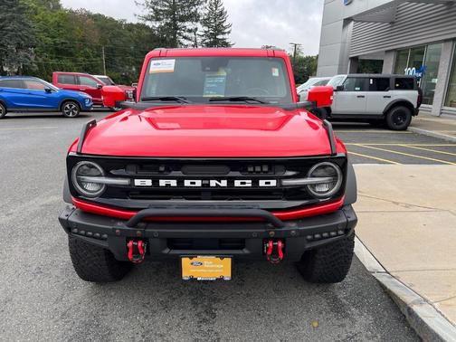 Race Red 2023 Ford Bronco Outer Banks