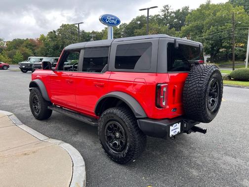 Race Red 2023 Ford Bronco Outer Banks