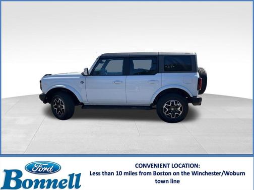 Oxford White 2024 Ford Bronco Outer Banks