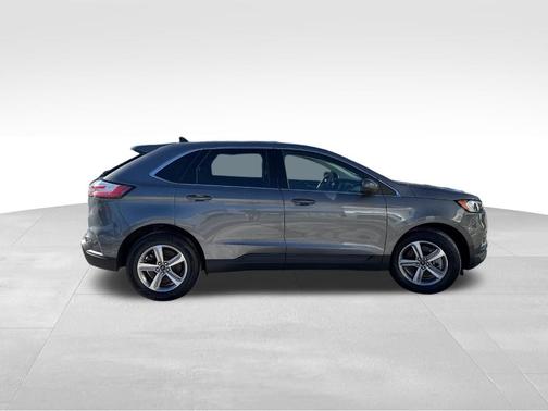 Gray Metallic 2024 Ford Edge SEL