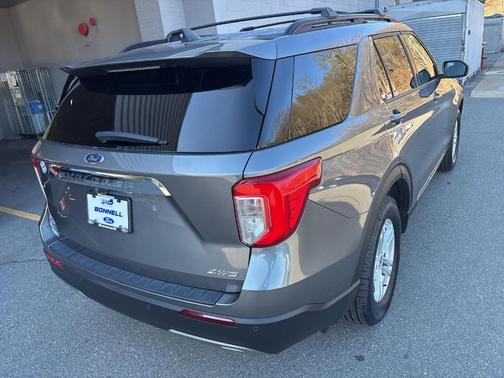 Carbonized Gray Metallic 2022 Ford Explorer XLT