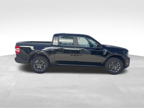 Shadow Black 2026 Ford Maverick XLT