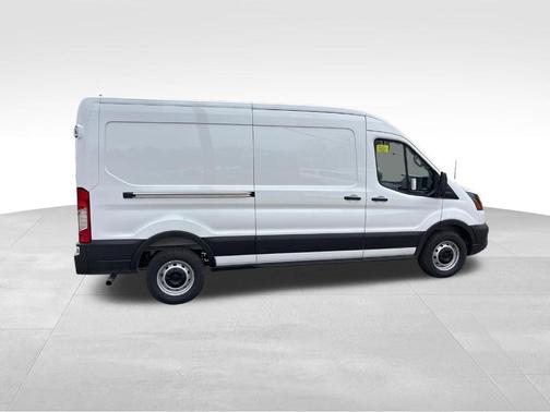 Oxford White 2026 Ford Transit-250 148 WB Medium Roof Cargo