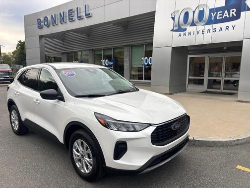 Star White 2023 Ford Escape Active