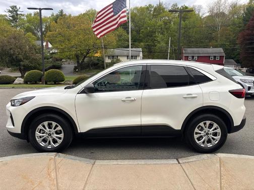 Star White 2023 Ford Escape Active