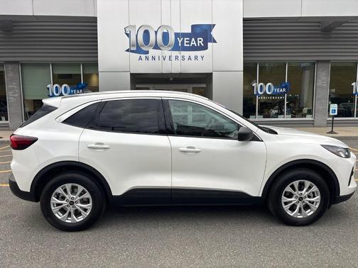 Star White 2023 Ford Escape Active