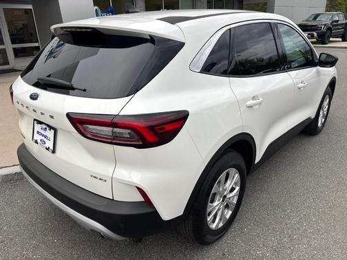 Star White 2023 Ford Escape Active