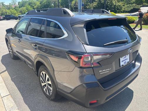 Magnetite Gray Metallic 2024 Subaru Outback Premium