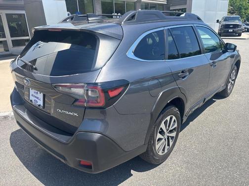 Magnetite Gray Metallic 2024 Subaru Outback Premium
