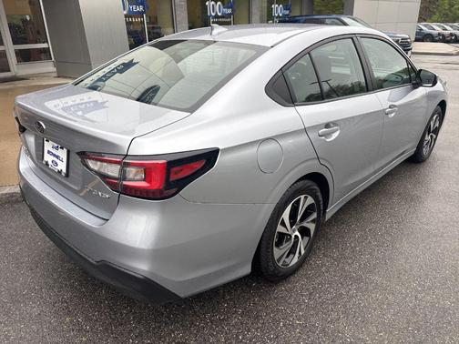 Ice Silver Metallic 2025 Subaru Legacy Premium