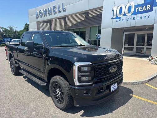 Agate Black Metallic 2026 Ford F-250 XLT