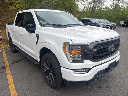 Oxford White 2023 Ford F-150 XLT