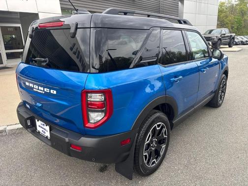 Velocity Blue Metallic 2025 Ford Bronco Sport Outer Banks