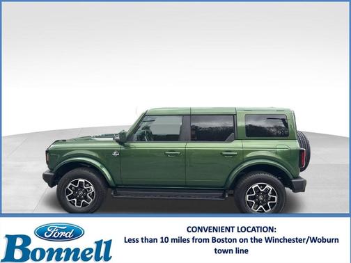 Eruption Green Metallic 2025 Ford Bronco Outer Banks