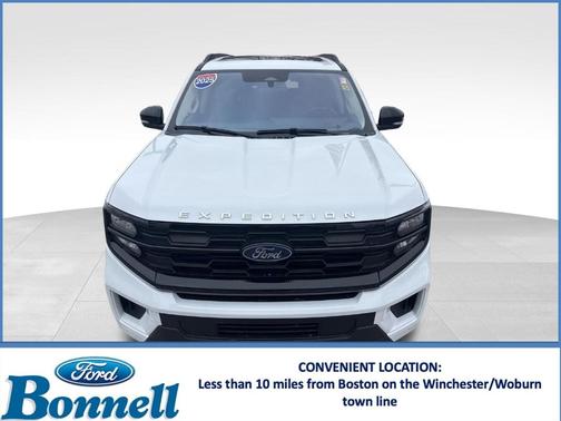 Oxford White 2025 Ford Expedition Active