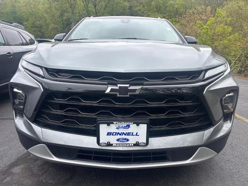 Sterling Gray Metallic 2023 Chevrolet Blazer 2LT