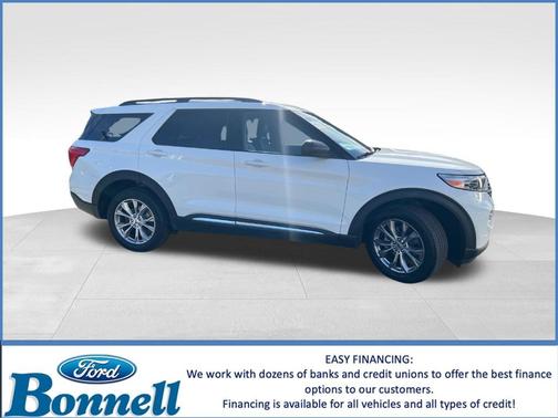 Star White 2023 Ford Explorer XLT