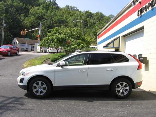 2010 Volvo XC60 3.2
